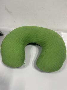 GREEN NECKREST